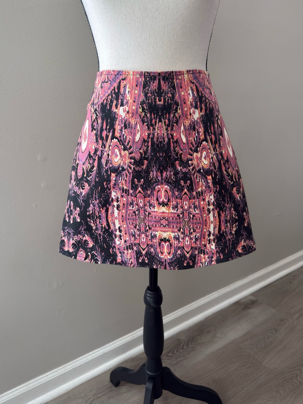 Motel Rocks Tapestry Mini Skirt Size L Pink Cyber Y2K Boho Handmade